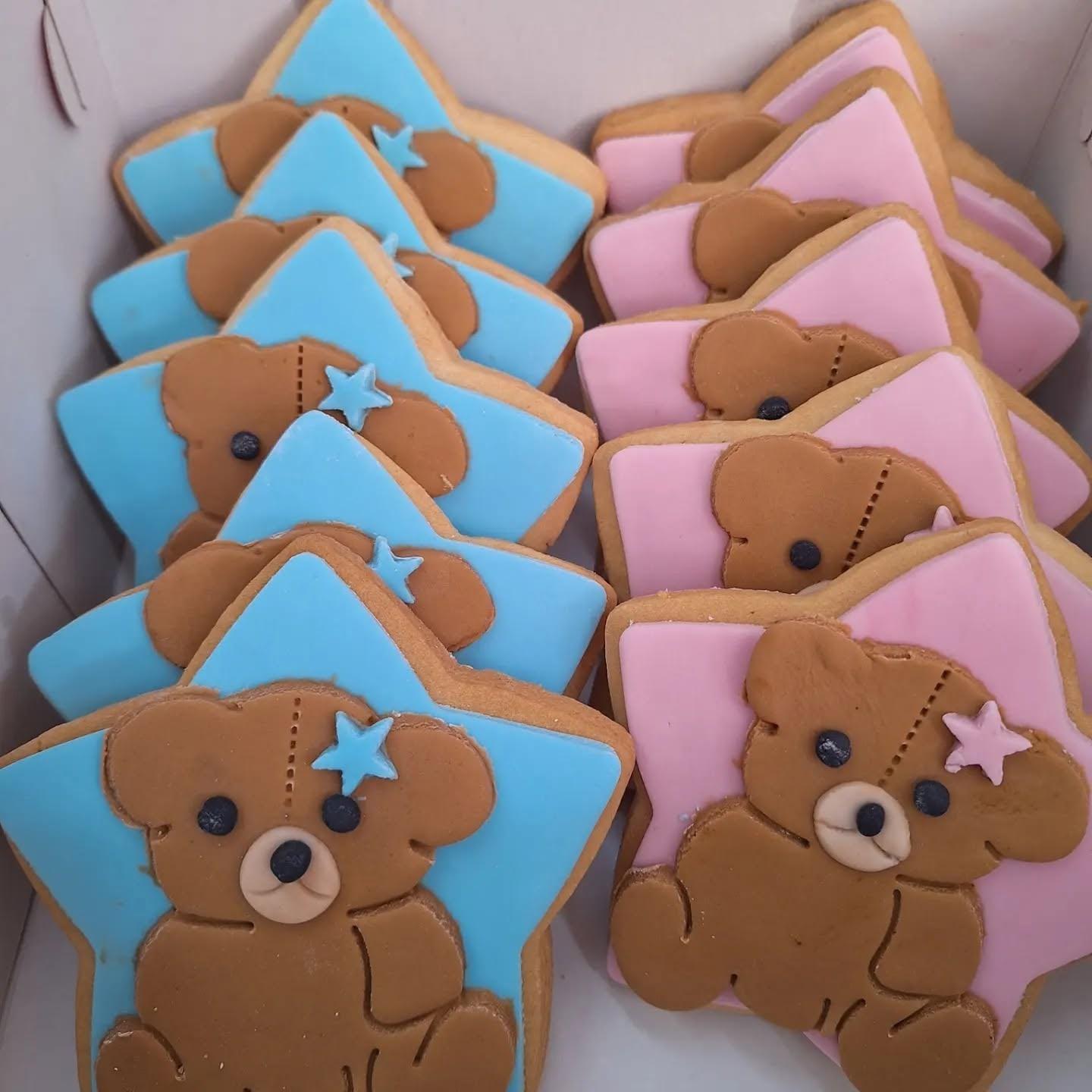 Cookies αστέρια με αρκουδάκι, ροζ και σιέλ