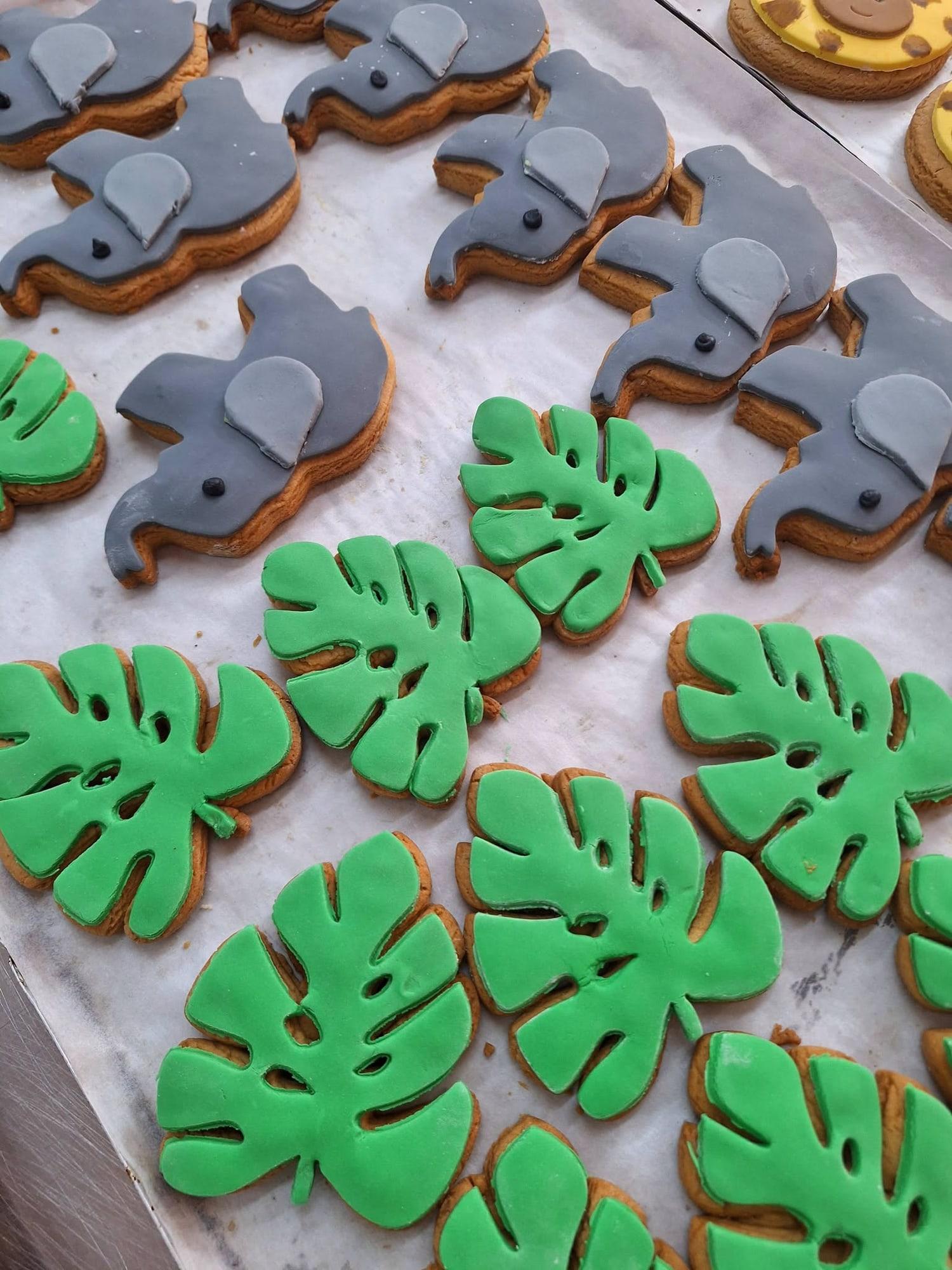 Cookies ελεφαντάκια και φύλλα